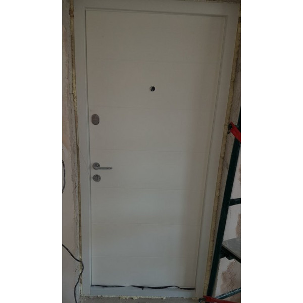 Вхідні двері Qdoors ГОРИЗОНТАЛЬ біла рама
