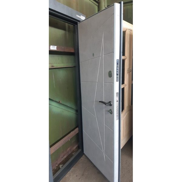 Вхідні двері Qdoors АКЦЕНТ